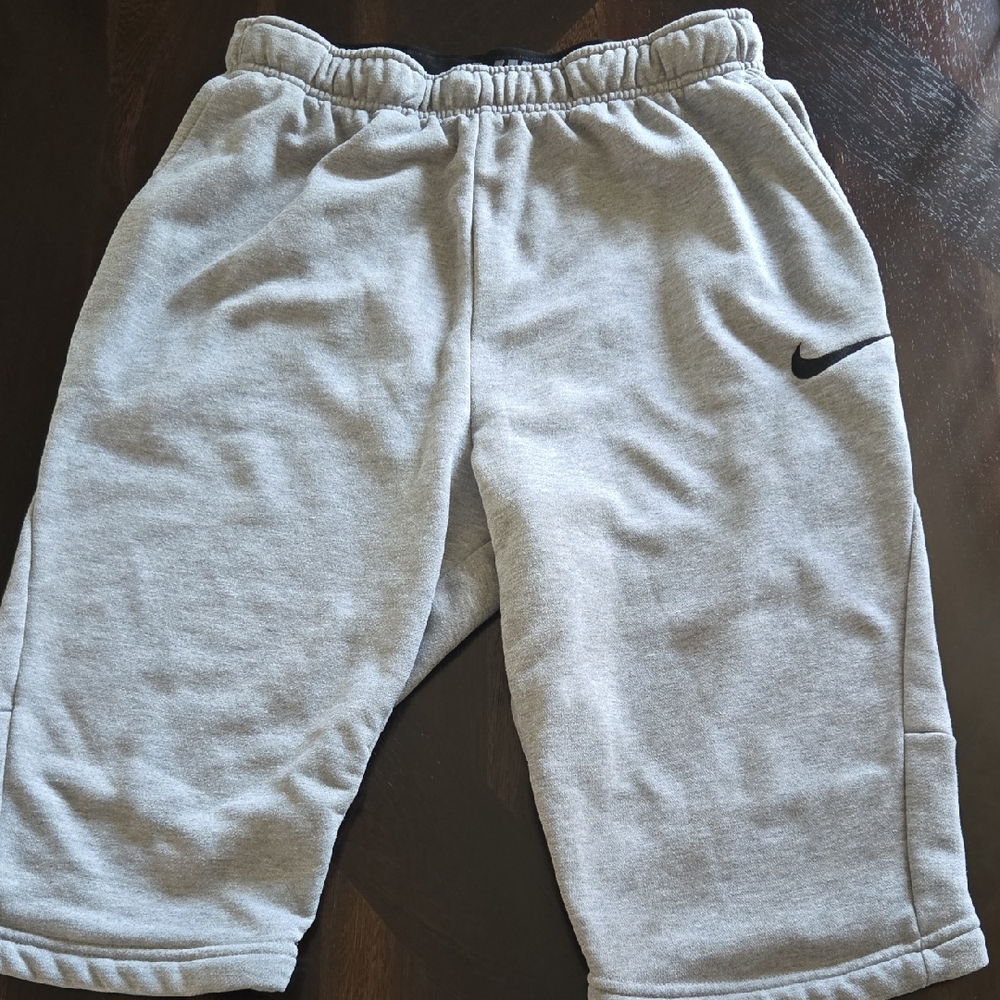 Nike Men's Gray Athletic Shorts